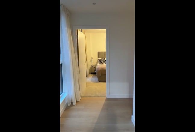 Luxury 3-Bed, 2-Bath, New Build | Gym | Parking |  Main Photo
