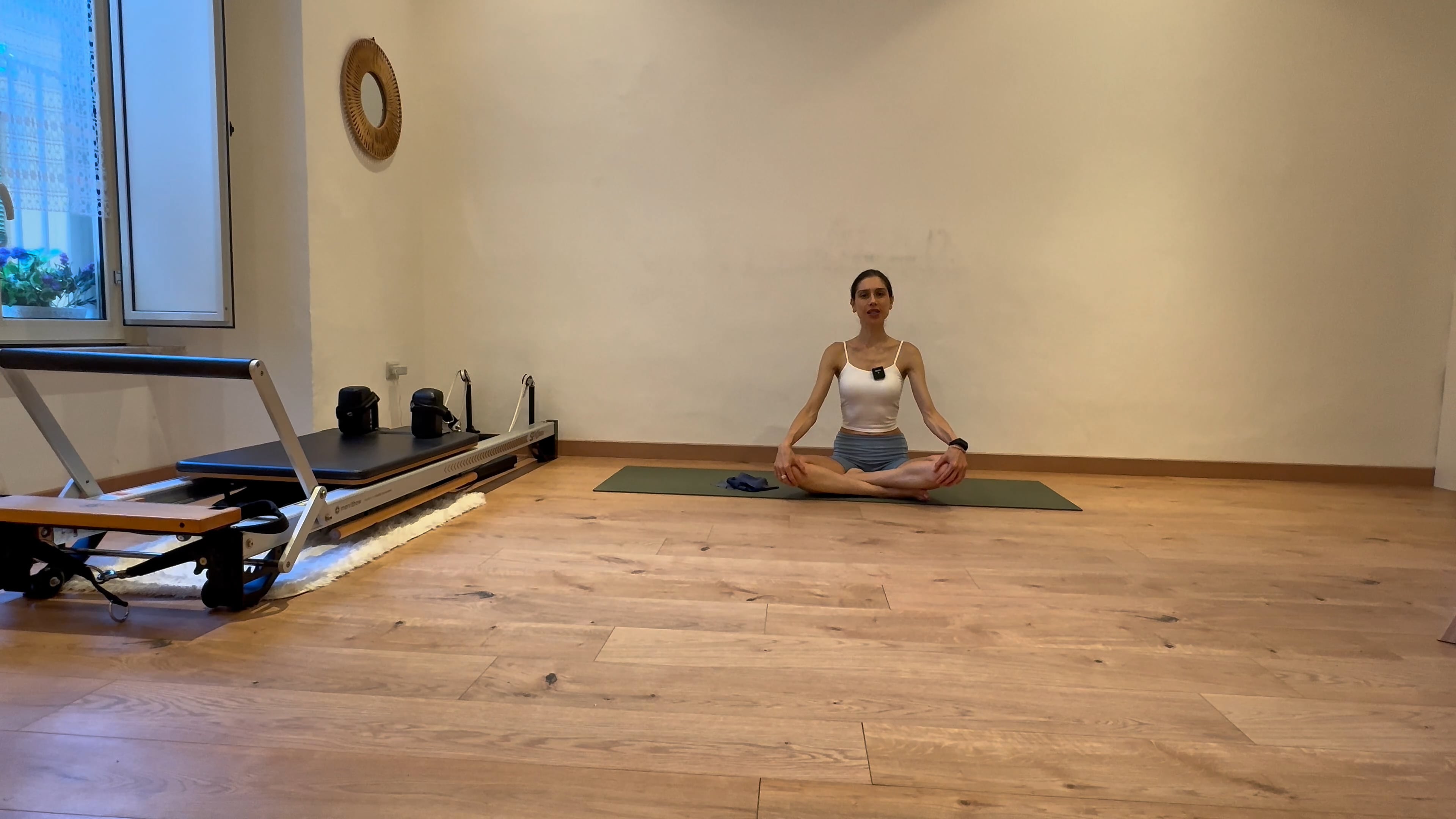 Lenghten & Decompress: Pilates + Eldoa (with the band)