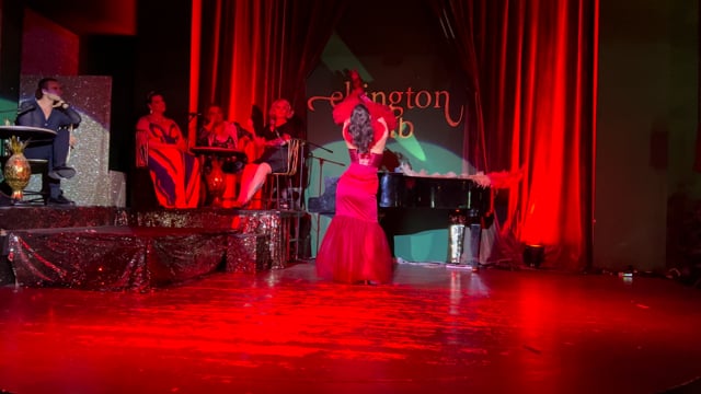 Jessyne Burlesque Act