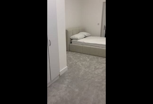Video 1: Bedroom 