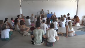 'Emporiom' celebra el solstici d'estiu amb la pràctica del Ioga