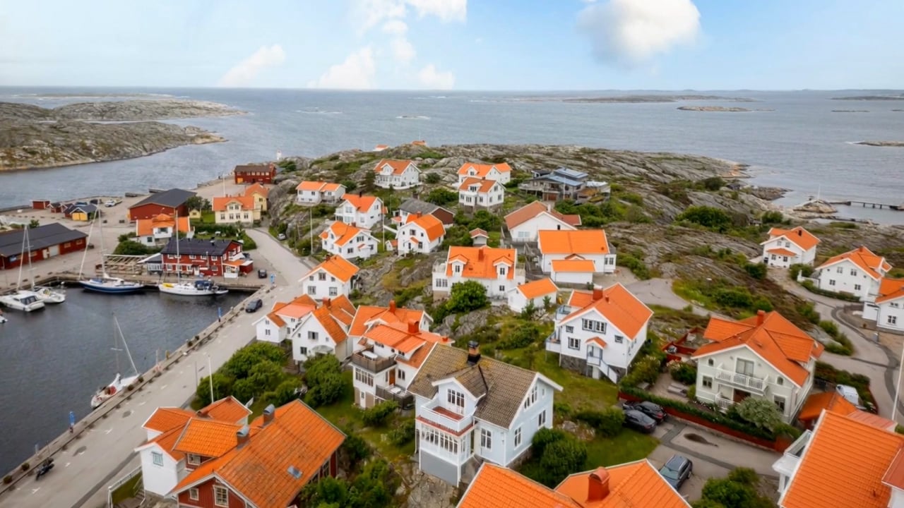 5 rum Villa på Hålvägen 8 Orust kommun - video