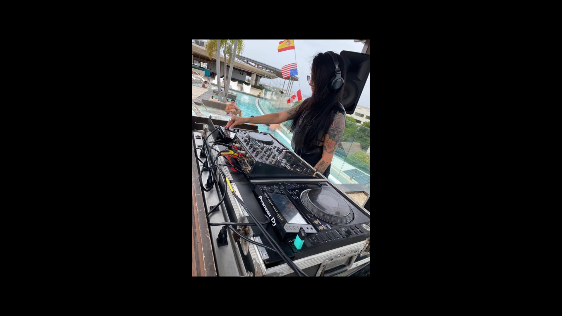 Promotional video thumbnail 1 for DJ Jenni Black ⭐