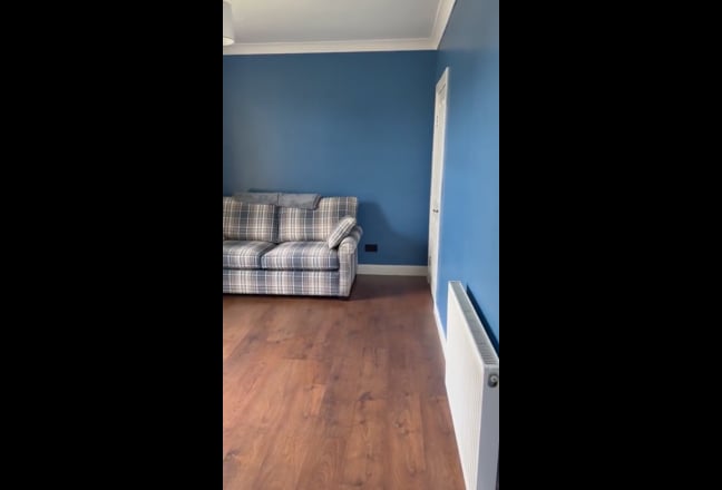 Spacious double room in Knightswood  Main Photo
