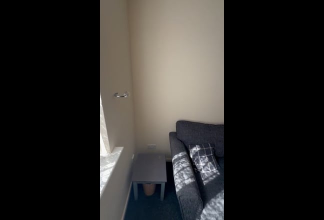 Video 1: Lounge 