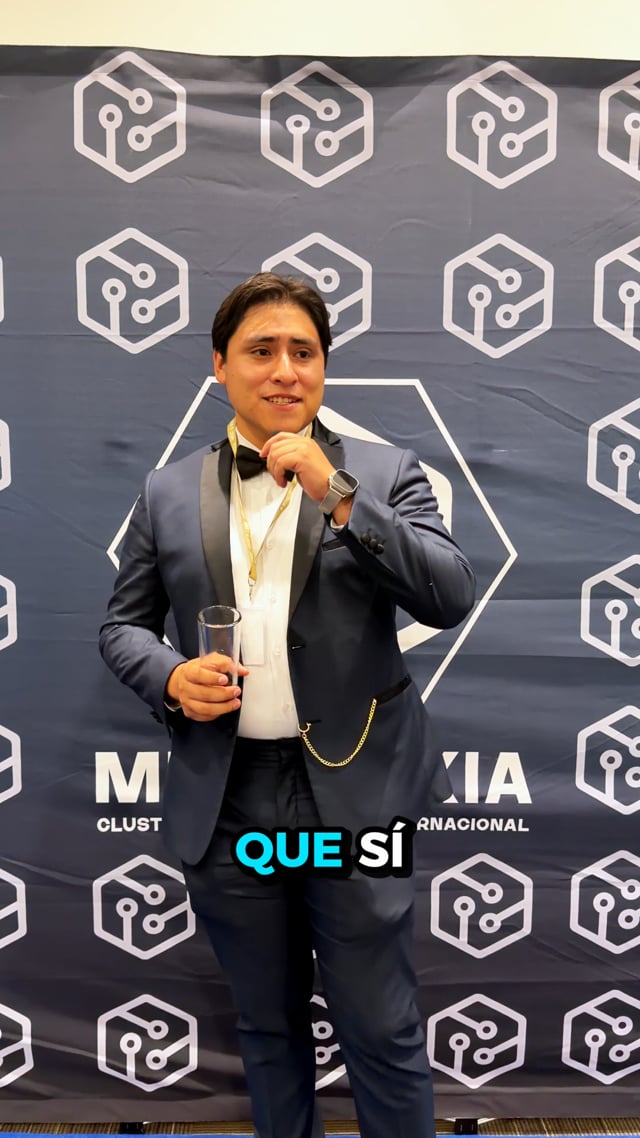Portada oficial de Opiniones MAW Qro