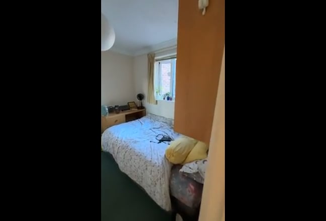 Room availavle in a 4 bed house from August  Main Photo