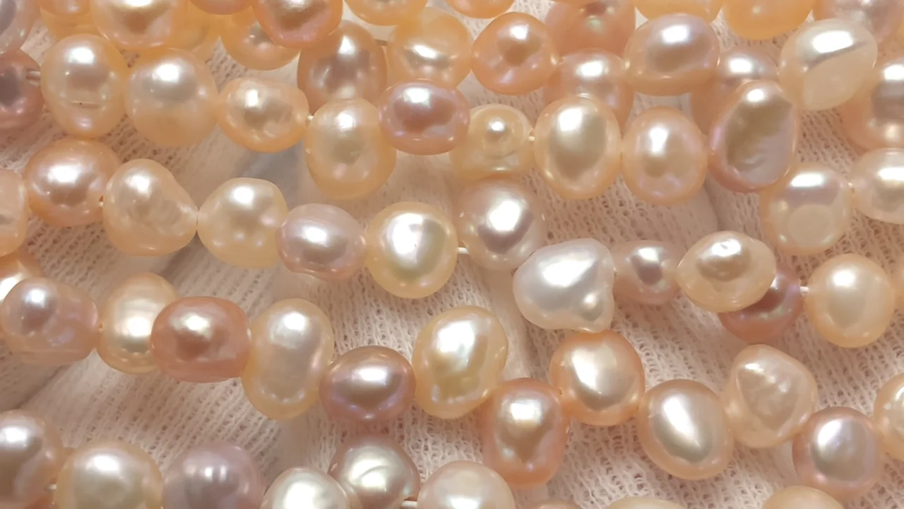 ★ラジエートレッドブロンズルチル 16ミリ珠 ビーズD(SA~SA+ 珍品！) 淡水真珠 AA+ バロック6mm 天然色ミックス クレオ穴 1連(約36cm