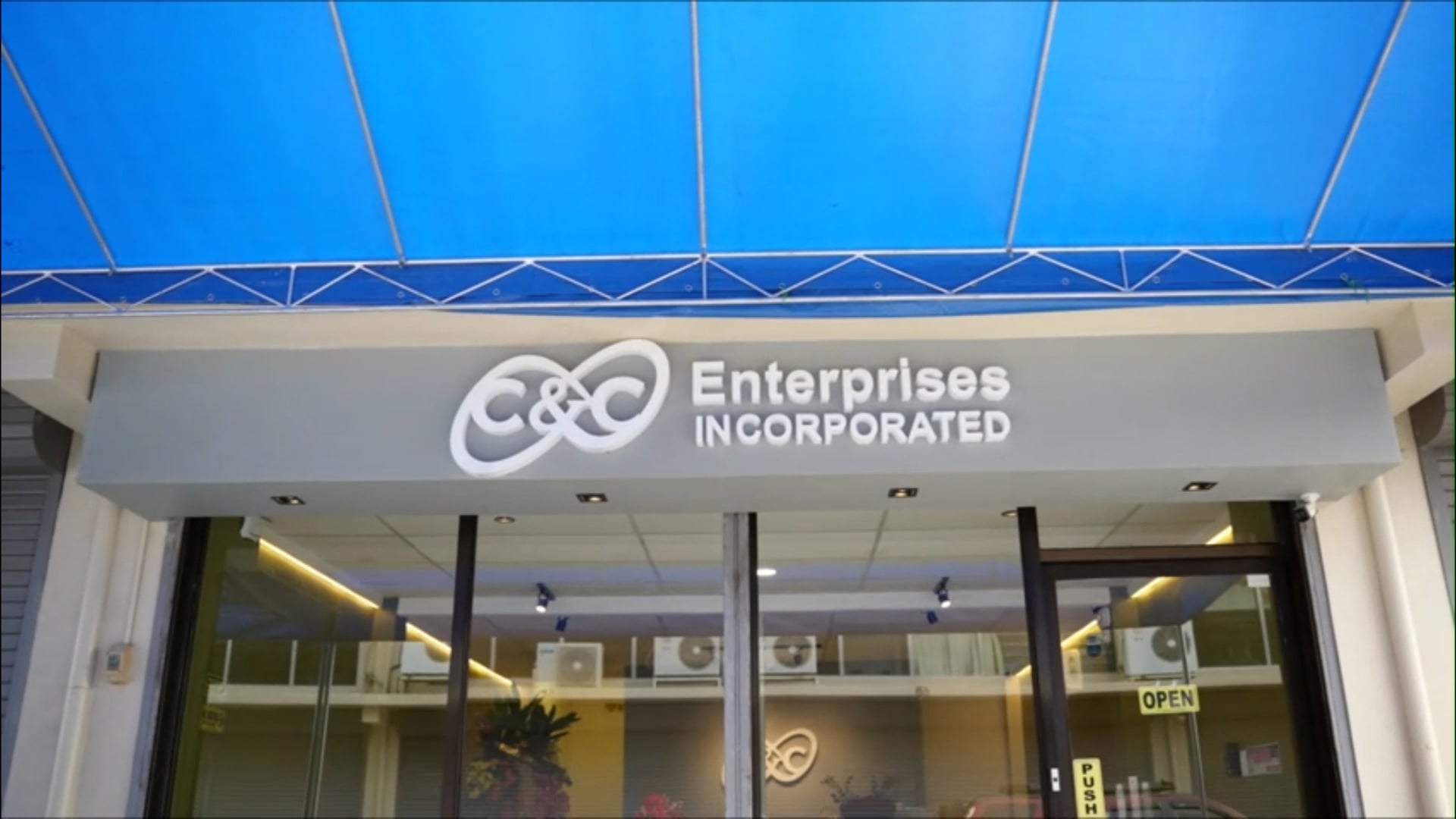 https://i.vimeocdn.com/video/2172279085-4e408cd71dfa53380a8b1134a316dd5dca5de66b06a02611e7dd43dd743e9224-d