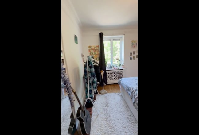 Superb 4 Double Bedroom Flat W/ Balcony Main Photo