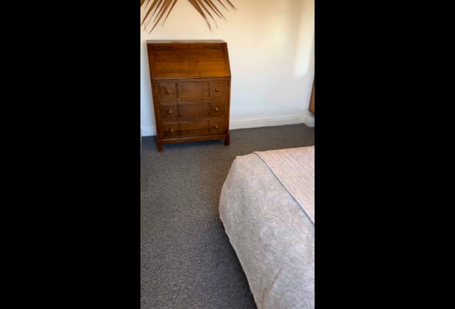 Furnished Double Bedroom Main Photo