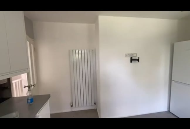 Refurbished 1 bed flat  Main Photo