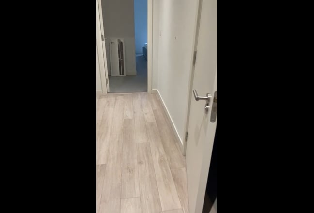 Flatmate needed!!  Main Photo