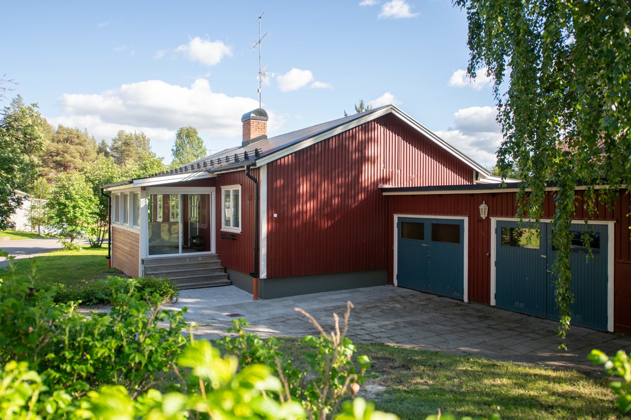 114 m² Villa på Bolagsgatan 10 Malå kommun - video