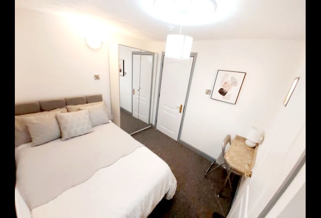 En-Suite Room -All Bills Inc Main Photo