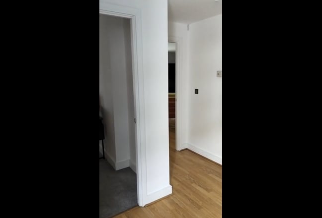Lovely room in a 2-bed flat for students only Main Photo