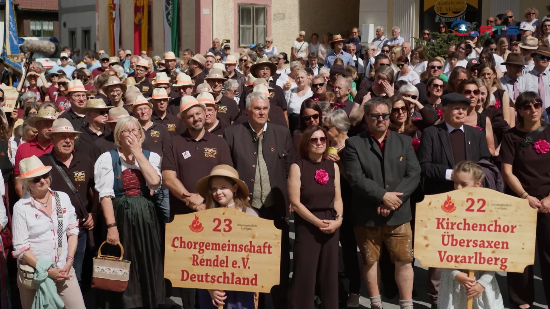feuer-und-stimme-1-000-saengerinnen-und-saenger-beim-chorfestival-im-lungau