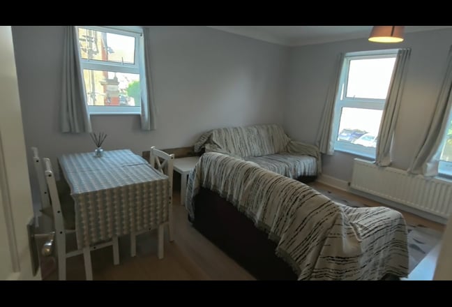 2-Bedroom Flat (furnished) for Rent – Canning Road Main Photo