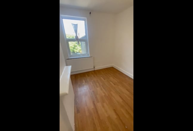 4 Double Bed, 2 Bathroom House, Plaistow station  Main Photo