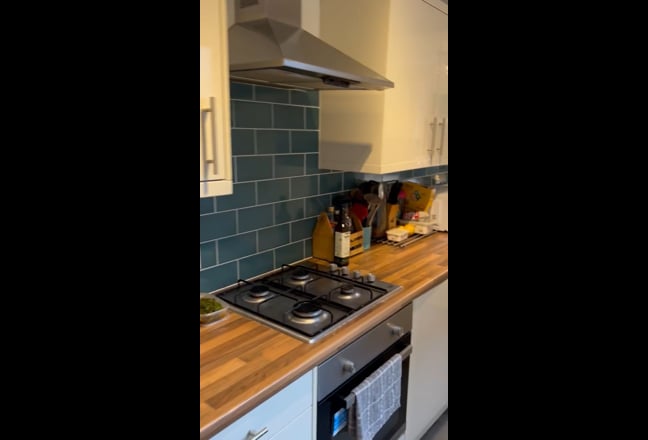 Lovely furnished double room Main Photo