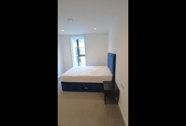 Modern 2-Bed, 2-Bath Apartment  Main Photo