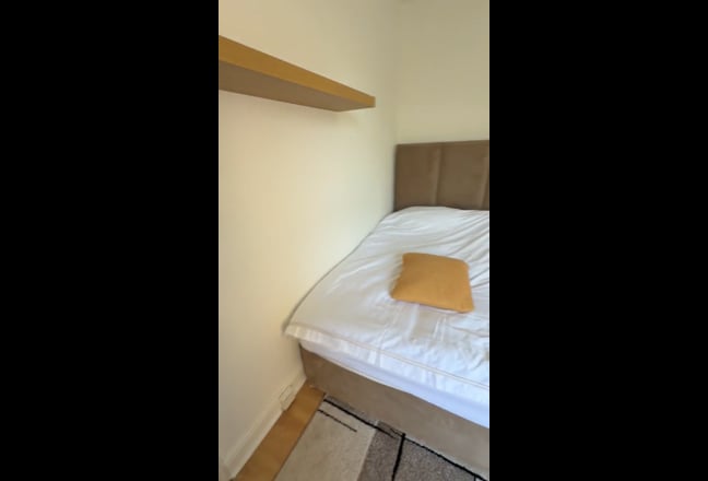 Luxury Room with Sofa (Brixton-Tulse Hill) Main Photo