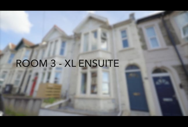 🌇  Huge Deluxe Ensuite - Prime BS4 | 📹 See Video Main Photo