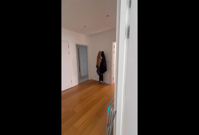 Room available in Borough  Main Photo
