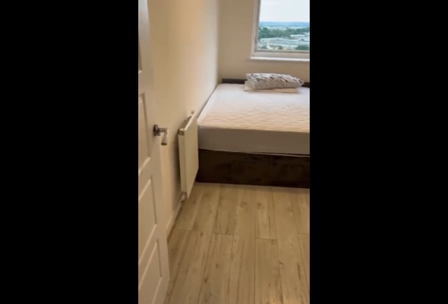 Room available for rent Main Photo