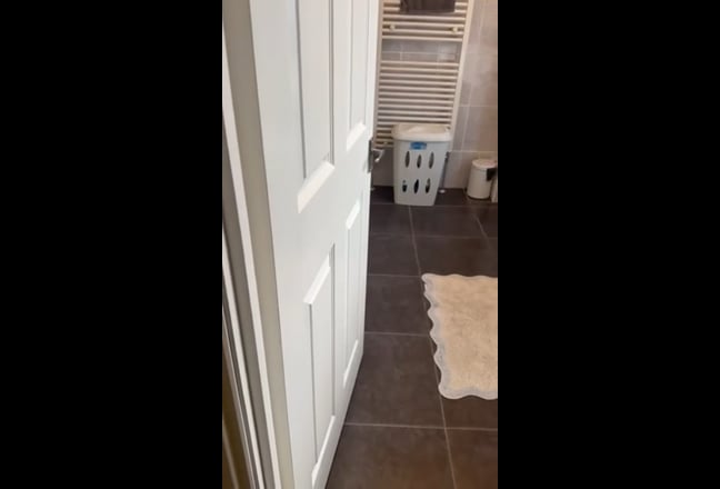Newly decorated standard double with your own bath Main Photo