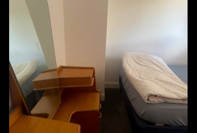  Double  room  with bathroom   for  female  Main Photo