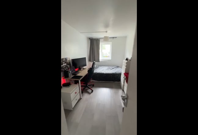 2 Fantastic Rooms next to Stockwell station!!! Main Photo