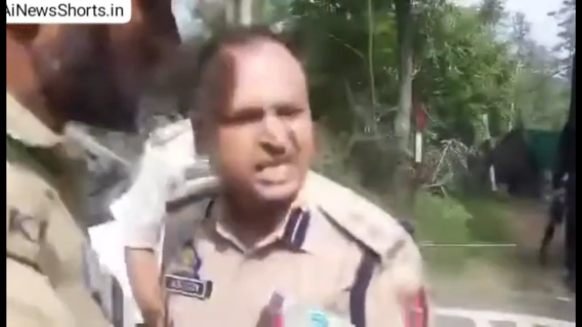 ▶️ .....जम्मू कश्मीर के किश्तवाड़ जिले के अथोली थाने में बुधवार को सेना और पुलिस के बीच गंभीर टकराव हो गया,