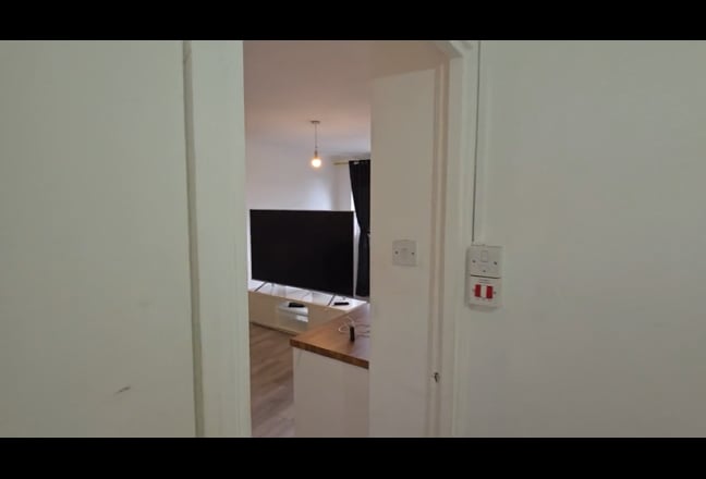 Beautiful 2 Bed Flat - All Bills Included Main Photo