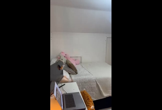 Amazing double room available now Main Photo