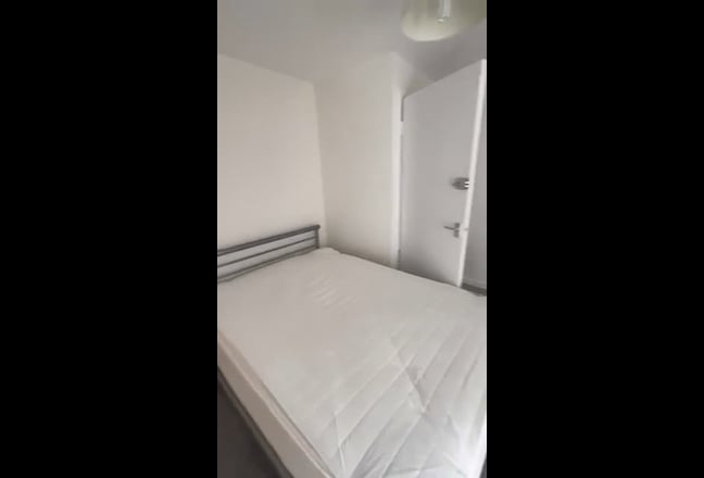 Room Available in Central Iffley Main Photo