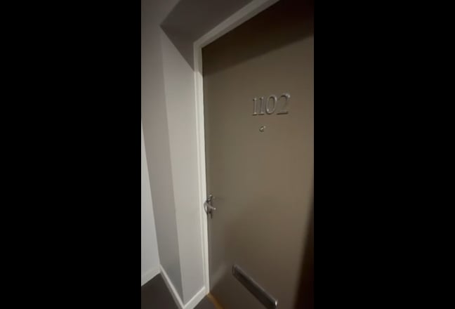 Looking for a flatmate  Main Photo
