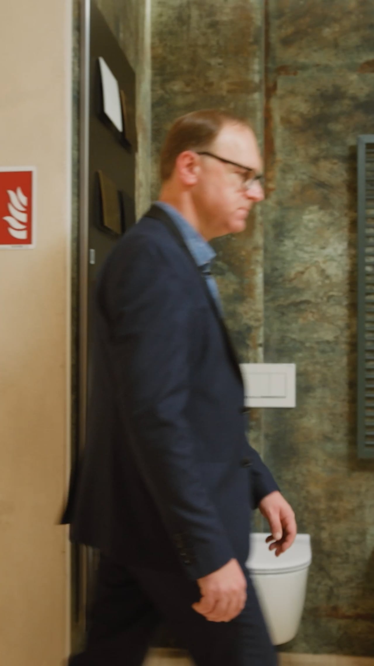 Standbild aus dem Reel für Sanikal
