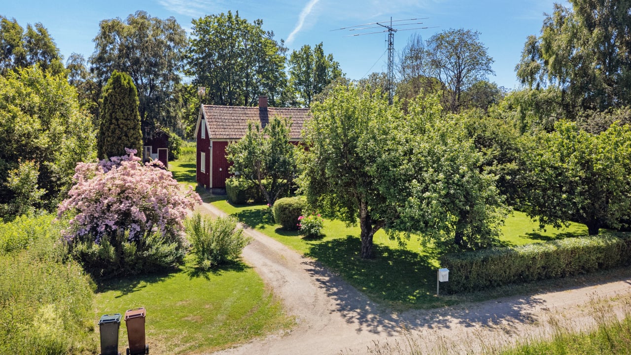2 rum Villa på Hobergs Gränd 8 Centrala Vårgårda Vårgårda kommun - video