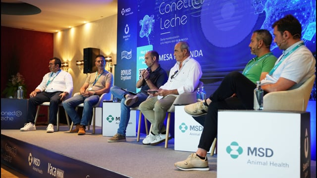 Conecta Leche reunió en Lugo a más de 200 ganaderos y técnicos del sector para abordar el papel de la monitorización en la gestión de las granjas