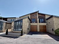 7 Chase View Prestbury