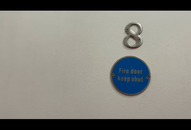 Studio flat in Earl's Court,Central London,Zone 1  Main Photo