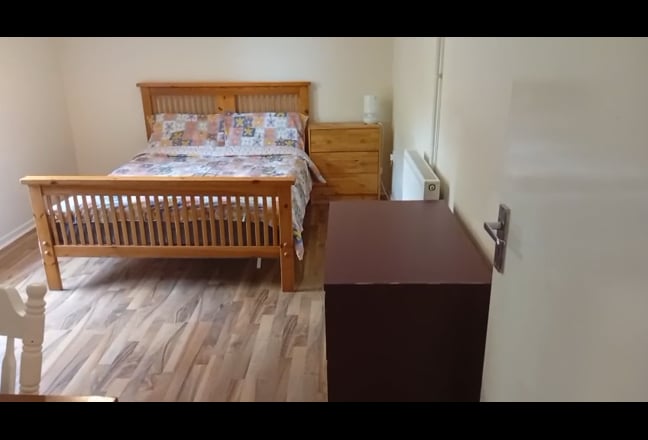 Large Double Room Near UEA Bills Included Main Photo