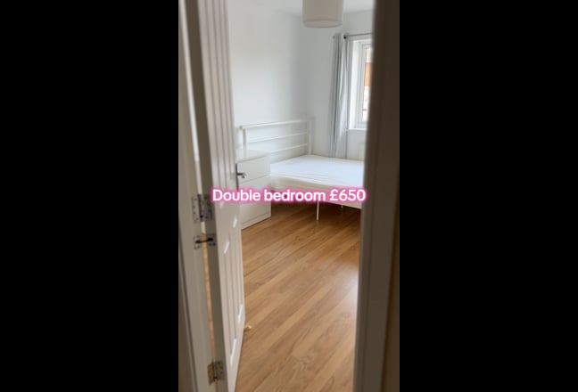 🏡 2x Rooms for Rent in Spacious 4-Bed house  Main Photo