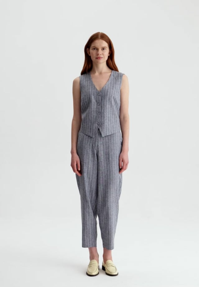 WOVEN TROUSERS WITH LINEN - MATE 1 video