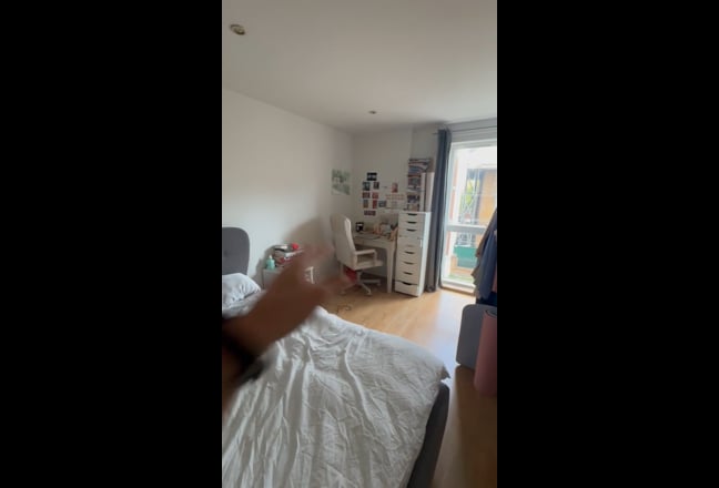 Double room in 2-bed Hackney flat Main Photo