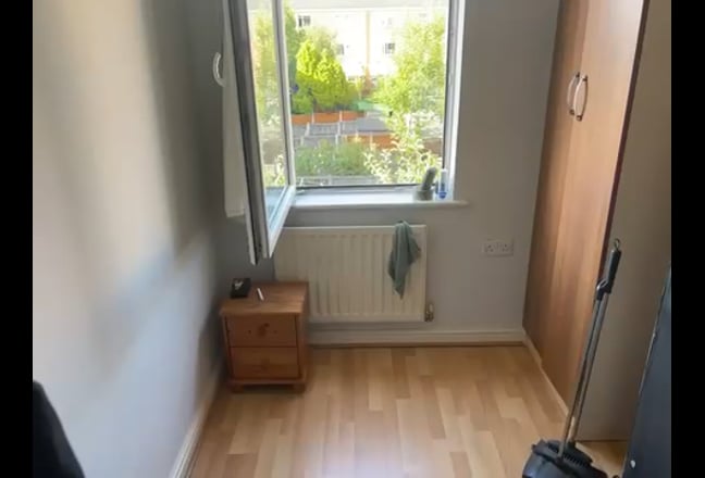Single bedroom  Main Photo