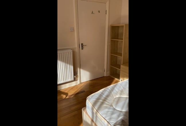 2 Double Xl Spacious Double  Rooms in Female House Main Photo