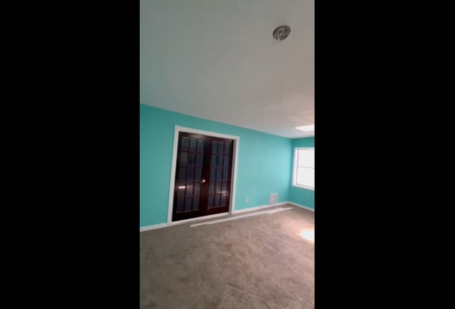 2 Rooms Open Today Master Bdrm  Pvt Bath 50% off! Main Photo