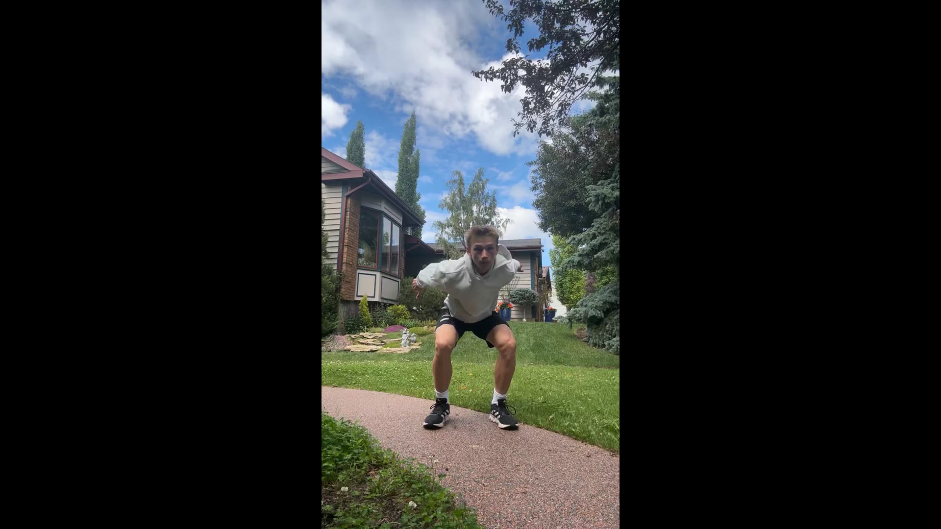 Watch PurpleShift athlete's Vertical Jump: 33 inches